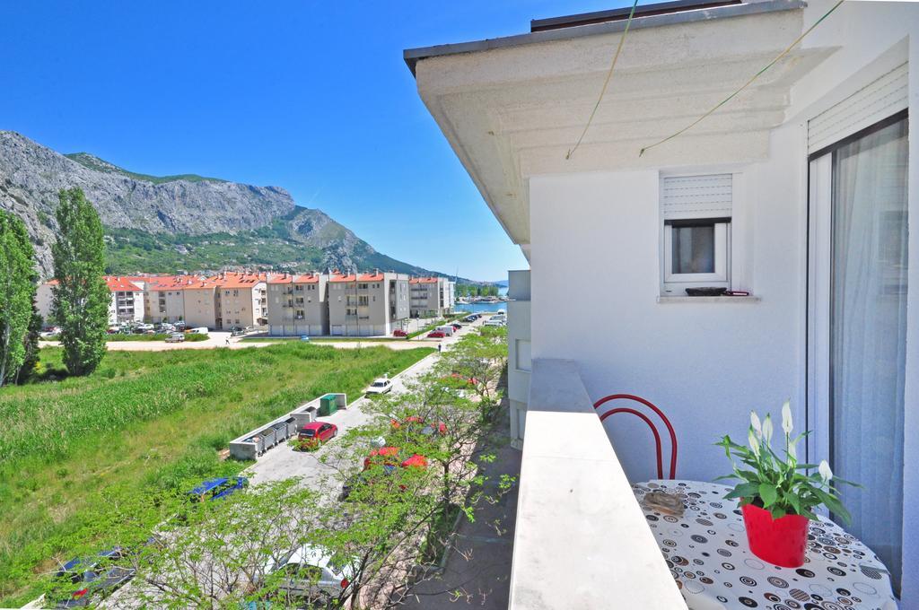 Apartment Luna Omiš Habitación foto